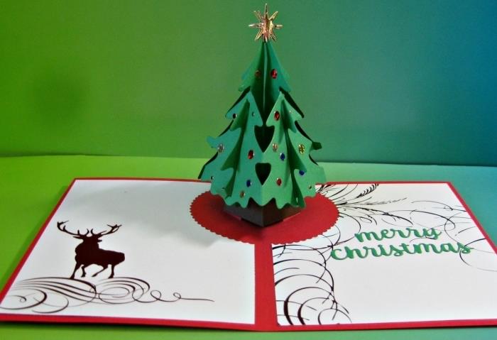 Noel kartı gerçekleştirme, kağıtla manuel etkinlik örneği, renkli yapay elmaslarla süslenmiş açılır ağaçlı kart şablonu ve altın scrapbooking yıldızı