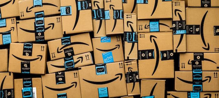 Amazon paketlerinin fotoğraf duvarı ve gönderilerinin kirliliğini 2030 yılına kadar azaltmak için gönderi sıfır programı