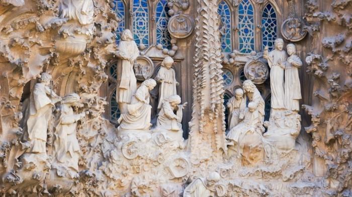 katedral-barcelona-Sagrada-de-la-sahne-de-la-Pitie-yeniden boyutlandırılmış