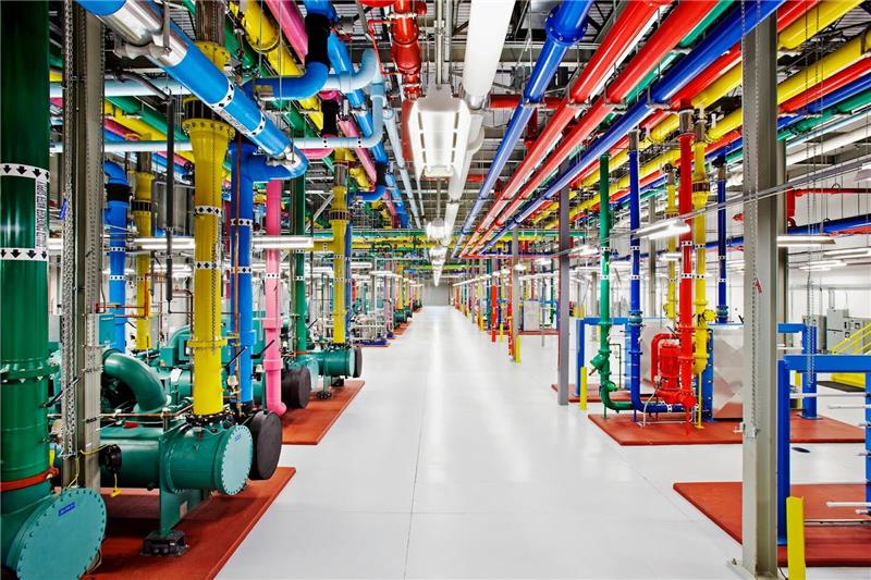 „Google“ duomenų centro nuotrauka, kurioje ketinama įdiegti automatinę istorijos ištrynimo funkciją