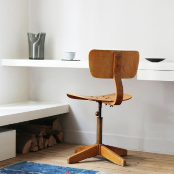 edinstven pisarniški stol v slogu vintage