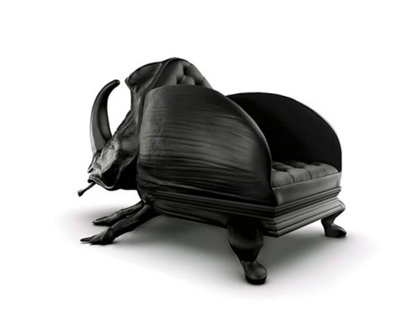 šiuolaikinės kėdės-raganosis-kėdė