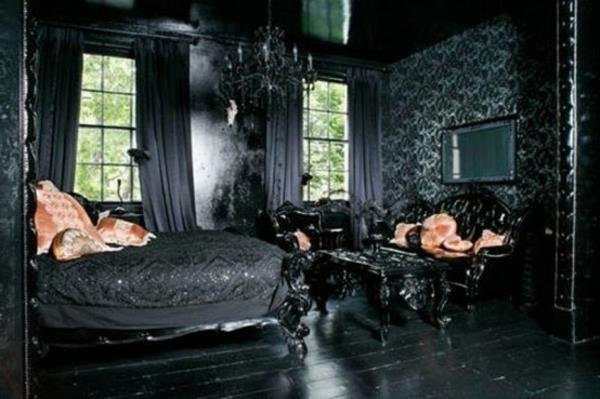 yetişkin-yatak odası-gotik-tarzı-karanlık-karanlık-fildişi-yastıklar