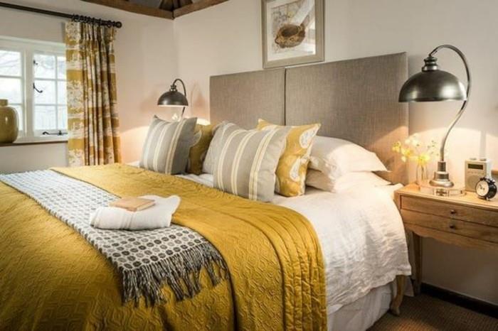 hardal-sarı-battaniye-yastık-yatak odası