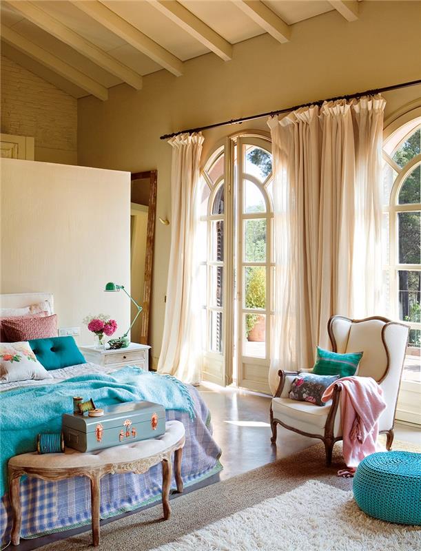 suaugusiųjų miegamasis-suaugusiųjų lova-dekoratyvinė-idėja-interjero dizainas-akvamarinas-kaimiškas-miegamasis
