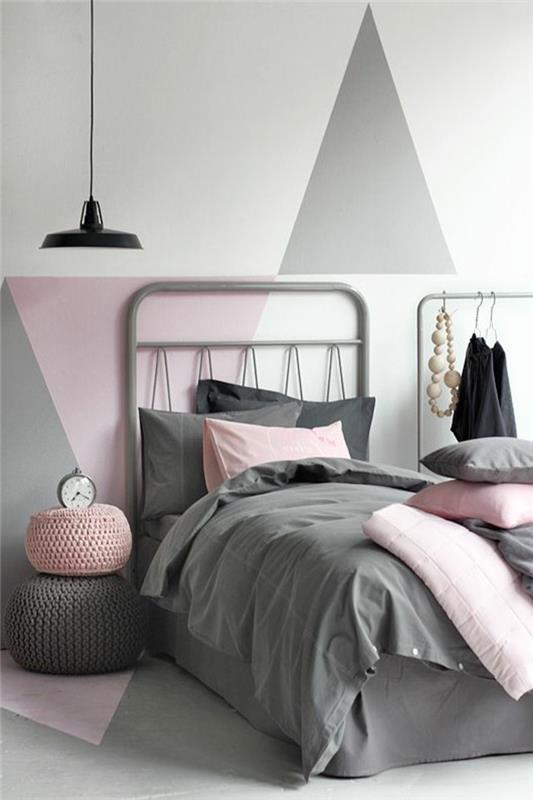 stena za odrasle-spalnica-starševska soba-siva-bela-roza-postelja-siva-odeja