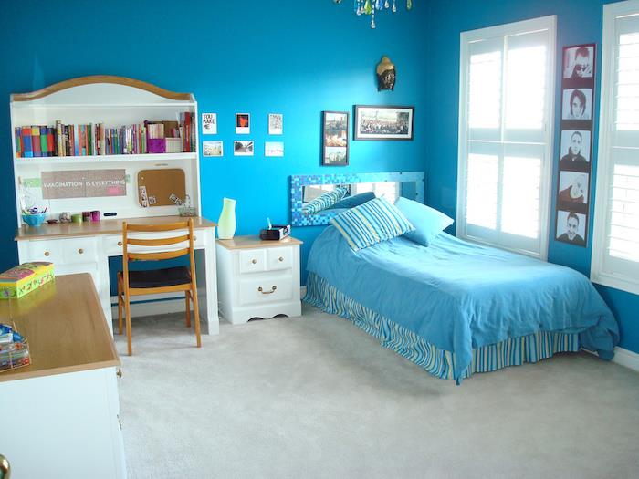 duvar boyası ve kral mavisi yataklı bir kızın yatak odası 2018 için ne renk