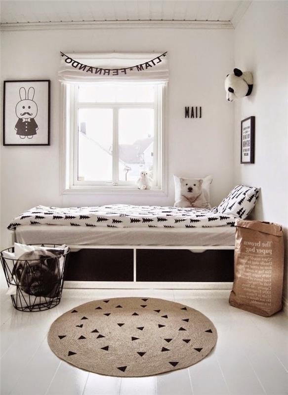 baltos ir juodos skandinaviško miegamojo dekoravimo idėja su parketo grindimis
