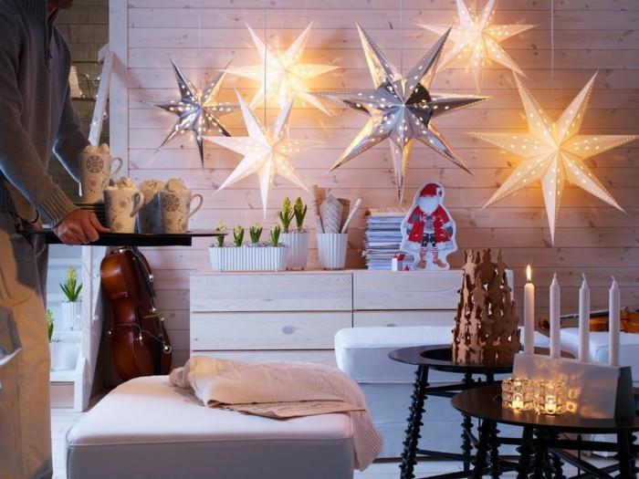 Kalėdų miegamasis-deko-šviečiantis-girlianda-šviečiantis-kamuolys-žvaigždės-apšviesta