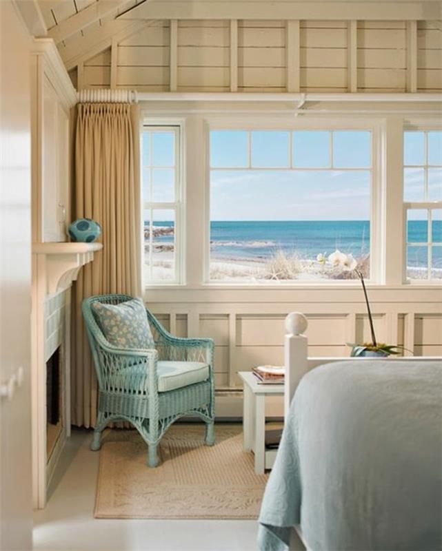 barva spalnice za odrasle, pogled na morje, turkizni stol, dolge zavese