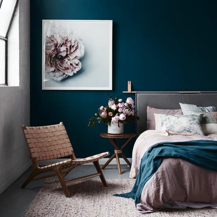 Mor renk pavyon rengi anlamına gelen orta taupe yatak odası gri ve mor oturma odası