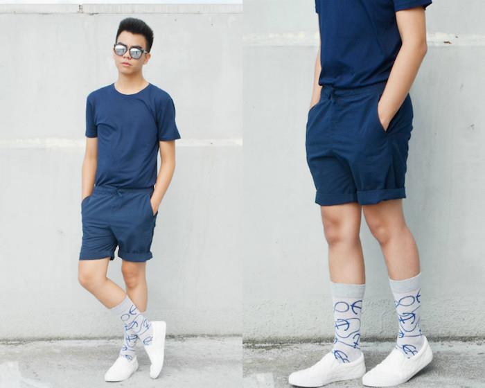 Ideja o temno modrih srajčnih sivih dvižnih nogavicah s temno modrimi kitajskimi kratkimi hlačami