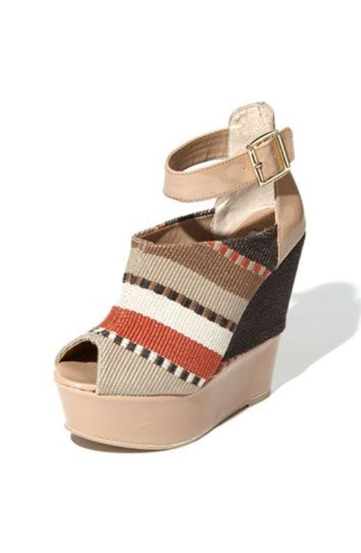 smėlio spalvos-platformos batai-bohemiško stiliaus