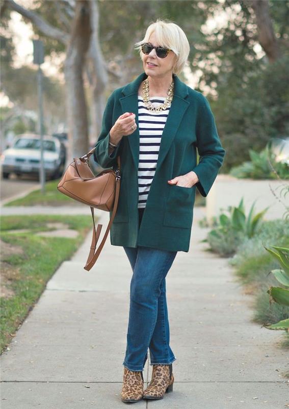 Cheminse marinière kot pantolon ve yeşil ceket gömlek kahverengi çanta şık kadın pantolon ile ayarla