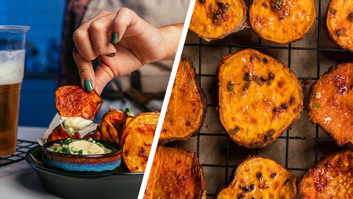 originalus apero 20 žmonių, naminės saldžiosios bulvės ir bulvių traškučiai, patiekiami su žalių svogūnų majonezu