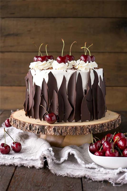 Geriausias lengvas gimtadienio torto receptas lengvas šokoladinis vyšnių ir pieniško šokolado pyrago receptas