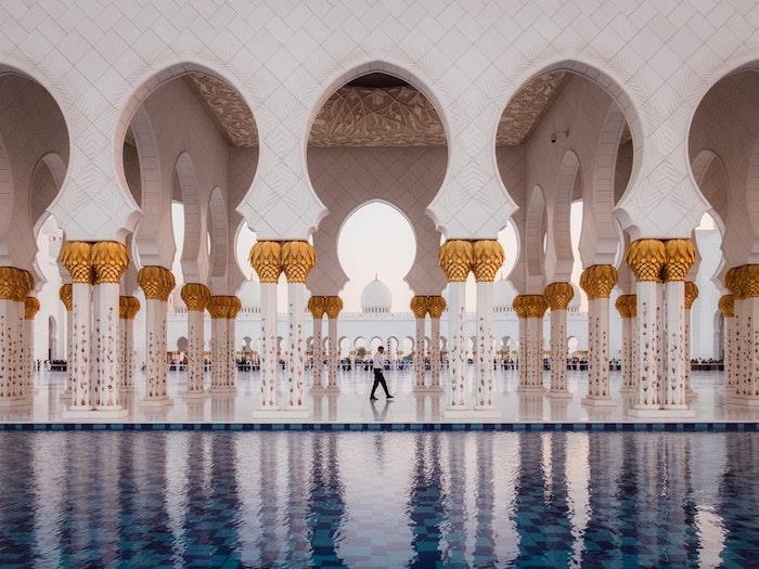 Abu Dabio nuotraukų mečetė, miesto peizažai, religijos vieta, fantastiška kraštovaizdžio nuotrauka kompiuterio fone