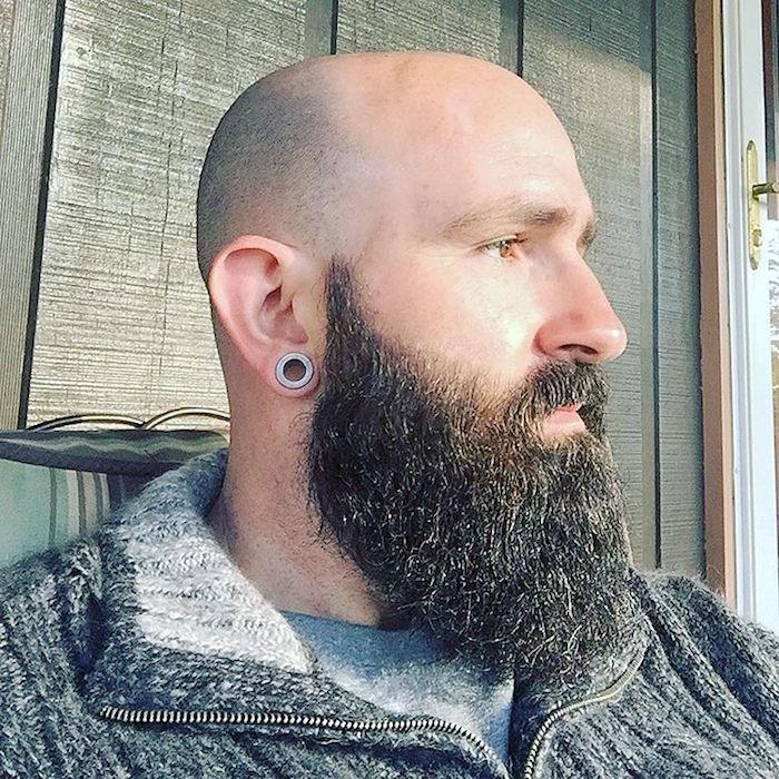 plaukų slinkimas-ką daryti-androgeninė alopecija-plikas-barzdotas vyras