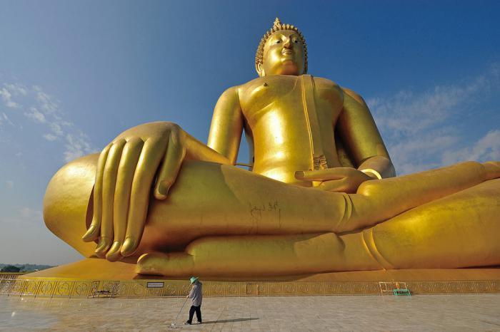 turneja na Tajskem-najvišji kip Bude
