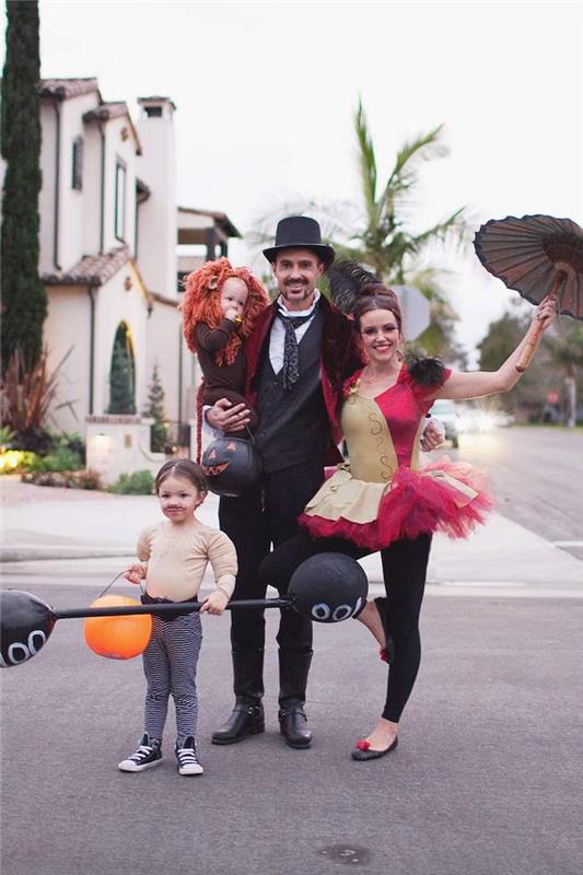 Družinski cirkuski otroški kostum, par s svojimi otroki Idealen kostum za Disneyjeve obleke baby leva