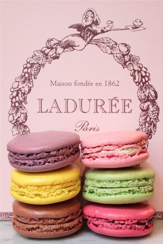 classic-macaroon-house-desert-french-classic-cake-box-belle-photo