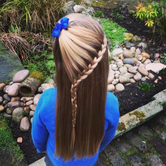 šukuosena su nerija-genaile-a-suggeston-labai kūrybinga mergaitei su ilgais plaukais
