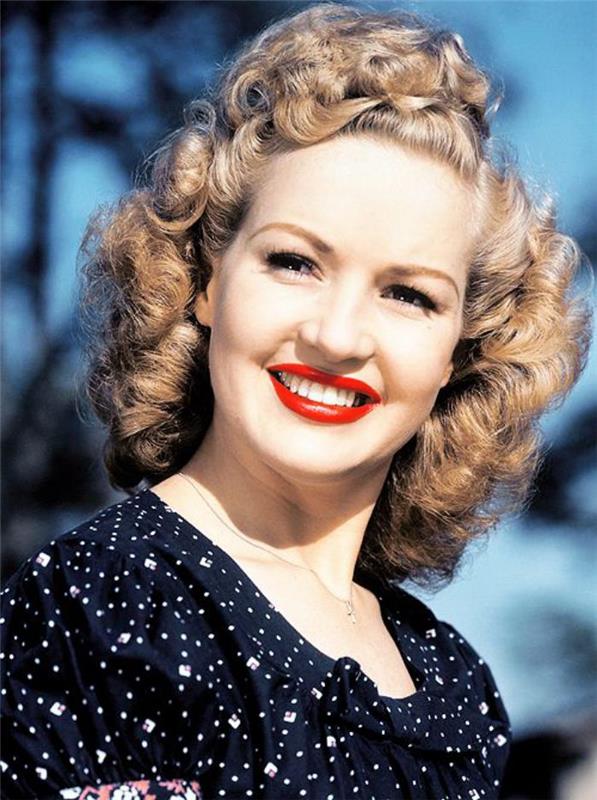ellilerin saç modeli-pin-up-kadınları