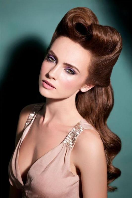 saç modeli-pin-up-klasik-vizyon-kadın