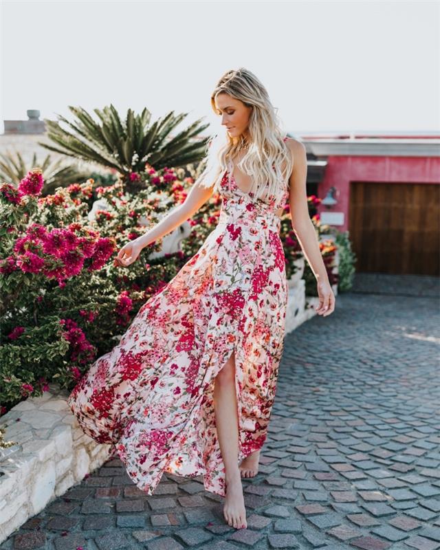 lepa obleka za plažo z izrezom in trakom z rožnatim cvetjem, ideja za oblačila za ženske z dolgo obleko