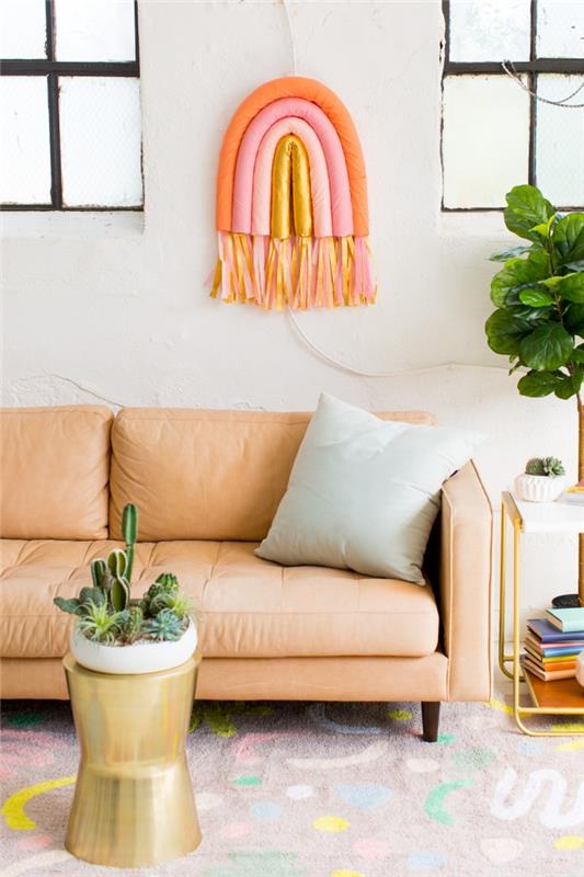 Vaso con piante çimen, decorazioni pareti moderne, soggiorno con divano