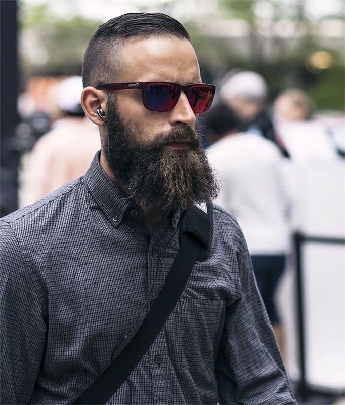 ohranite trendovsko brado v hipster konici