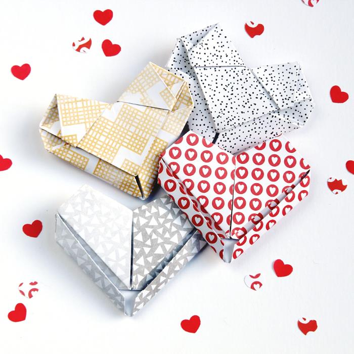 sevgililer günü için kolay bir origami DIY fikri, origami kalpleri gibi küçük hediye kutuları nasıl yapılır