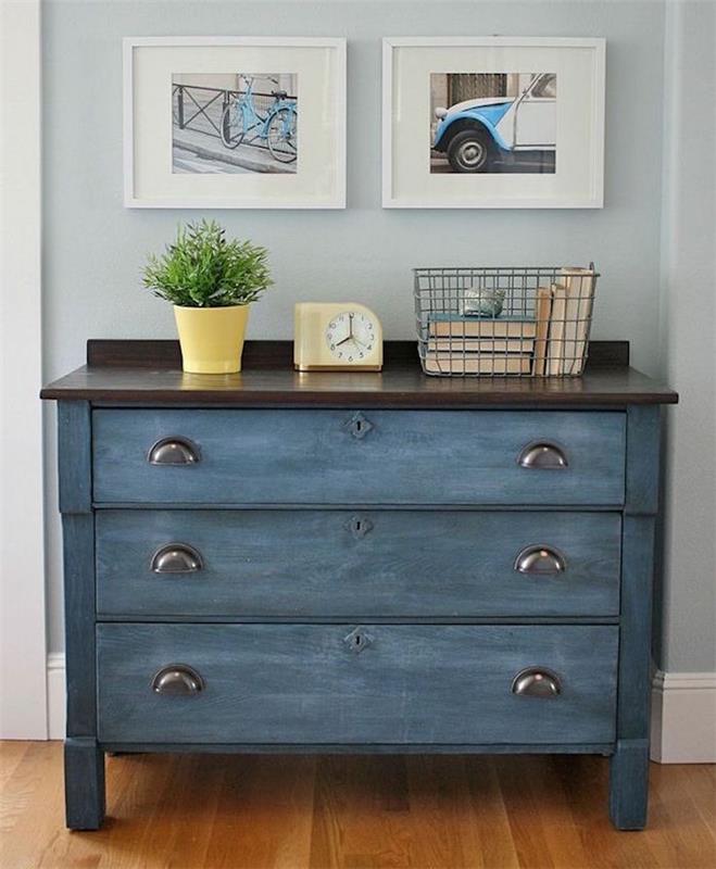 baldų pertvarkymas restauravimas baldai patina medinė komoda mėlyni dažai