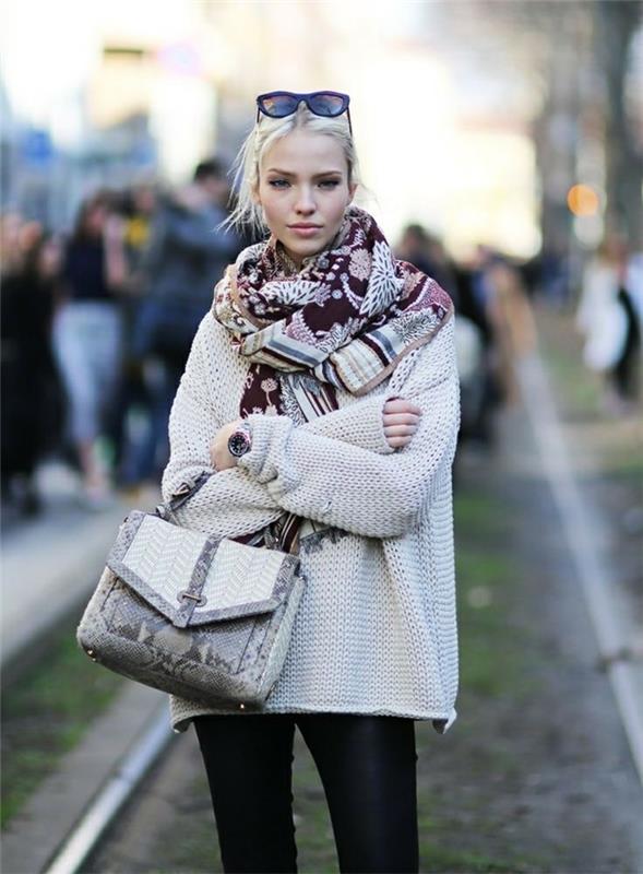 kako-obleči-obleko-zimsko-lepoto-žensko-priložnostni-pulover-torbico-usnje