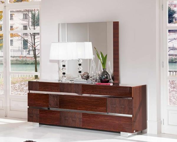 Dresser-Dresser ir Stalo lempa