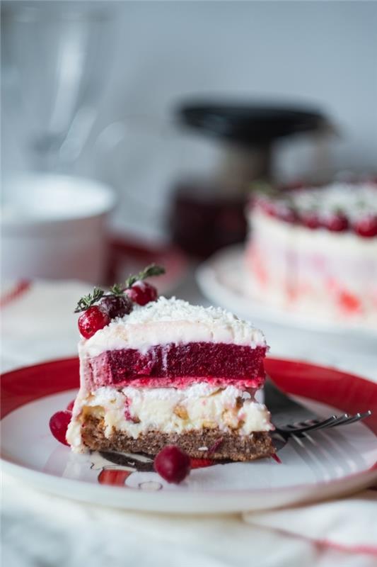 sevgililer günü partisi için kolay cheesecake tarifi, sevgililer günü yemeği için süzme peynir tatlısı ve reçel