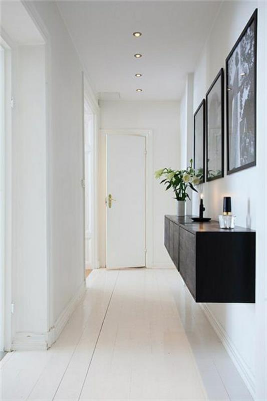 hodnik-konzola-hodnik-ikea-hodnik-belo-les-rože-na-hodniku-pohištvo
