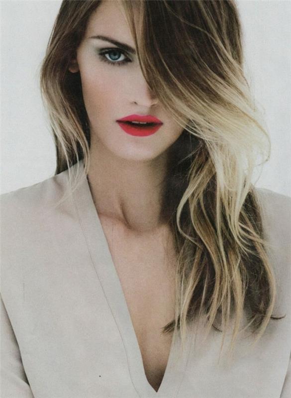 cool-balayage-honey-blond-karamel-day-outfit-balayage-ash-blond-or-balayage-honey-on-rjave lase