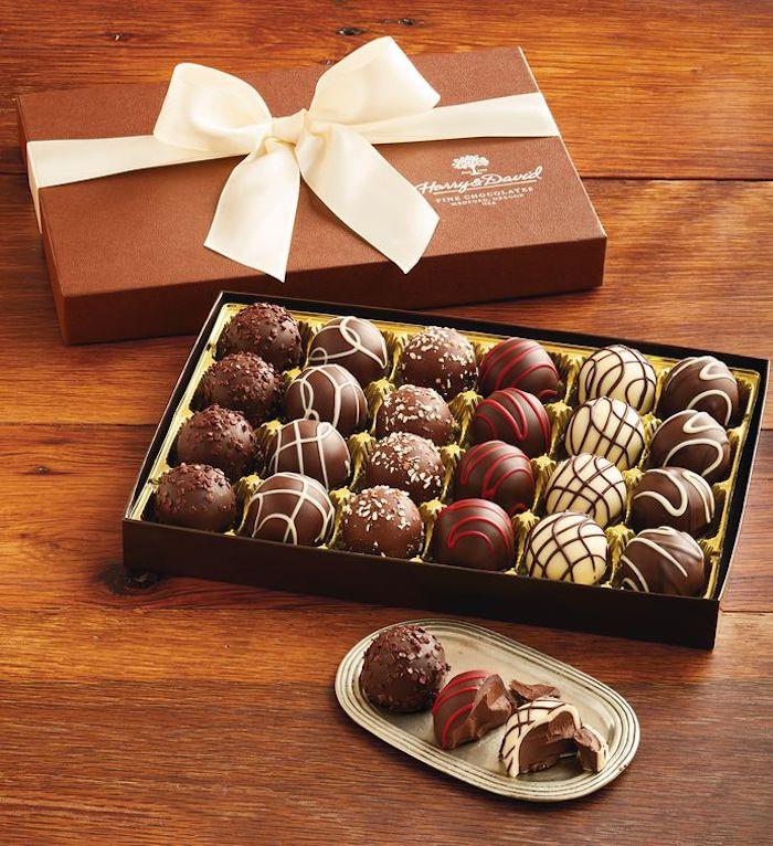 Yeni eve taşınma partisi hediyesi sevimli eve taşınma arkadaşı orijinal hediye yeni ev çikolata kutusu ince çikolata şekerleri