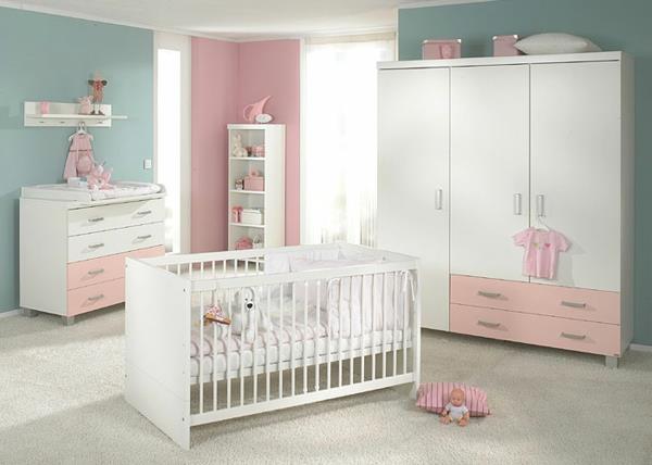 cool-design-of-the-baby-posteljo-v-beli-garderobi-belo-in-lepo-oblazinjenje-v-klopi-in-roza