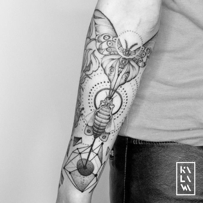 Tatuiruočių stilius - gražiausios pasaulyje tatuiruotės trumpalaikės arba nuolatinė drugelio rankovė, kuri keičiasi