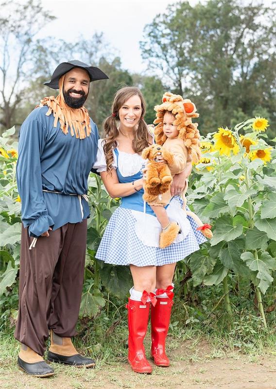 Skupna ideja kostumov za vso družino, kostum leva ali deklice, ideja, kako obleči svojega otroka čarovnika iz Oza