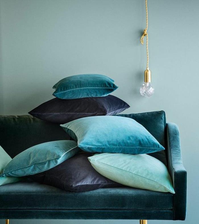 ančių spalvos, pagalvėlės sukrautos mėlynos spalvos gama