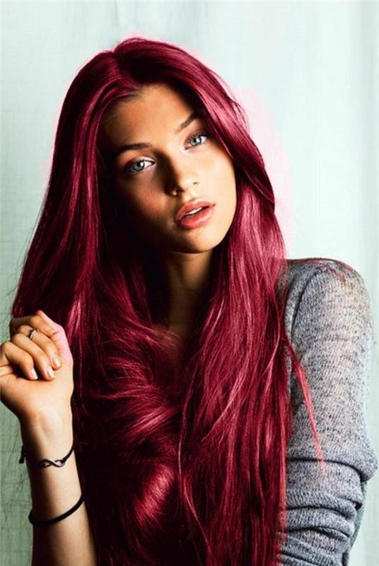 raudonmedžio plaukų spalva, kurią plaukų spalvą pasirinkti, maksimalus ilgis, išsiskyrimas viduryje, sruogų blizgesys