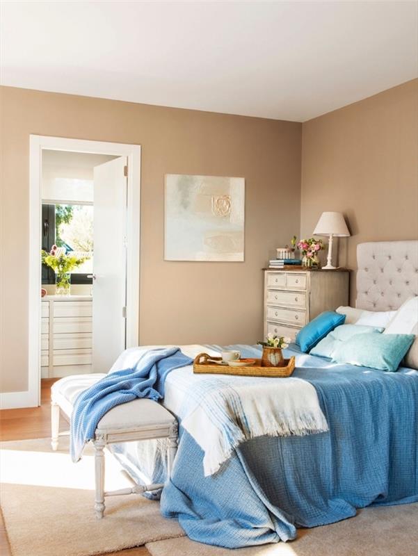 prijetna postavitev spalnice, nevtralna barva za trendovsko barvo sten 2019, bež barva