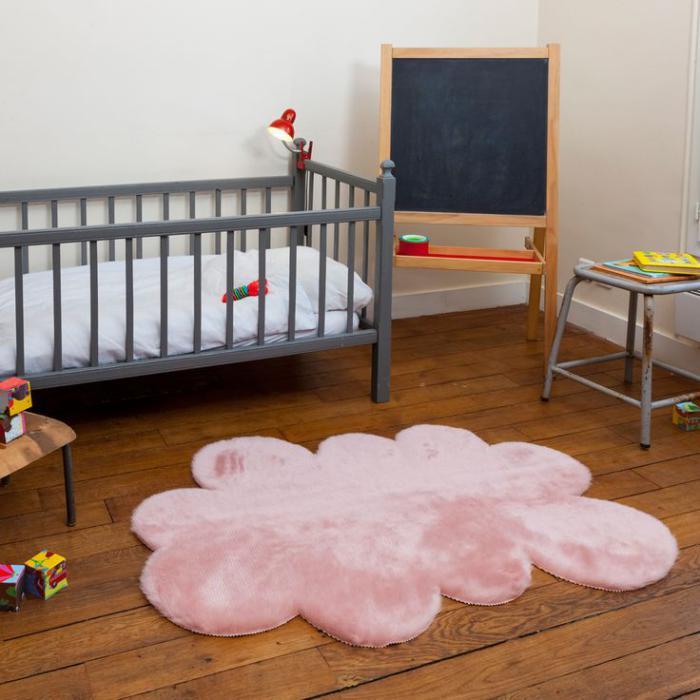 renkli-toz-pembe-bulut-pembe-çocuk odası için kilim