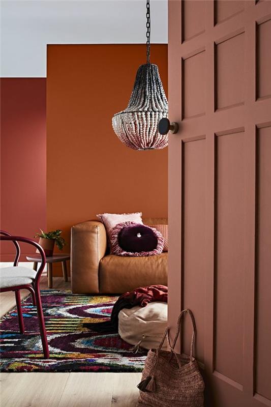 barva notranjosti losos in oranžna, viseča stropna svetilka orientalska oblika, pisana preproga