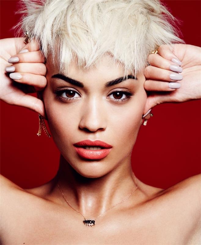 model pričeske, kratka frizura za ženske, slavna kratka pričeska, Rita Ora z belimi blond lasmi