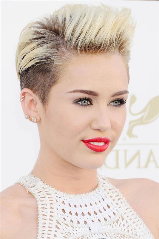 Slavna pričeska Miley Cyrus, kratka frizura za ženske z obritimi lasmi ob strani in volumnom na vrhu