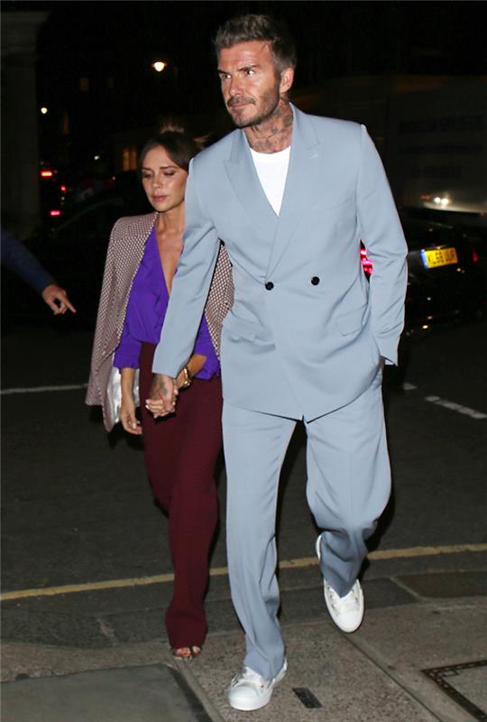 Elegantiška pora Davido Beckhamo vyriškas vakarinis drabužis šviesiai mėlynas kostiumas, vyriškas laisvalaikio aprangos įkvėpimo įvaizdis